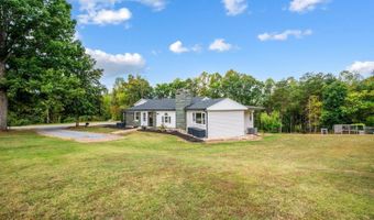 3270 Wards Rd, Altavista, VA 24517