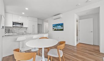 987 Queen St 2514, Honolulu, HI 96814
