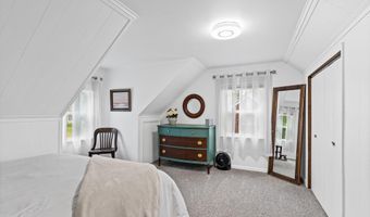 18 Oxford Rd, Albany, NY 12203