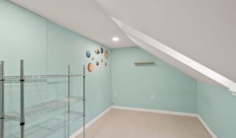 5104 BIRCH Ln, Annandale, VA 22003