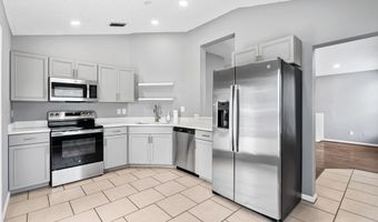 92 W 13TH St, Atlantic Beach, FL 32233