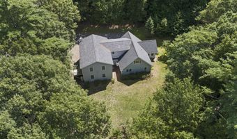 96 Taylor Woods Rd, Belgrade, ME 04917