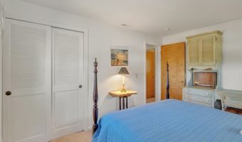 133 Brookpark Dr, Amherst, NY 14228