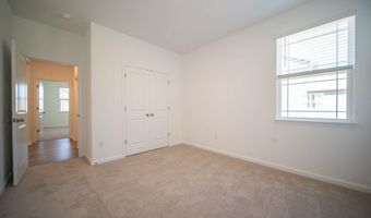 8094 Wesleyan Dr, Avon, IN 46123