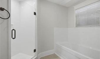 402 AVENUE A, Belle Chasse, LA 70037