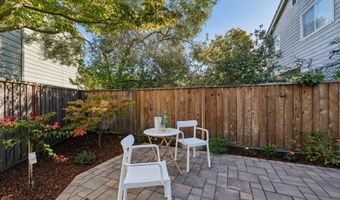 12 Britt Ct, Alameda, CA 94502
