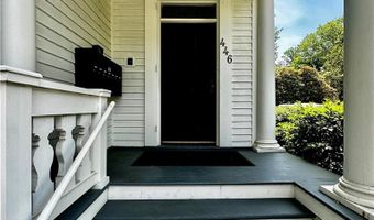 446 Bellevue Ave 6, Newport, RI 02840