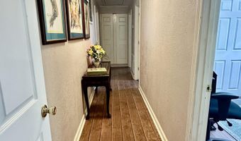 15173 Lorraine Rd, Biloxi, MS 39532