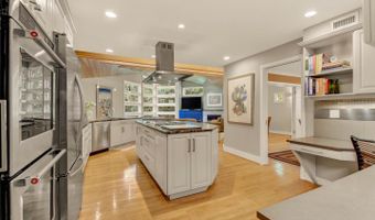 5829 MARBURY Rd, Bethesda, MD 20817
