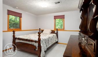 9057 Vergennes St SE, Ada, MI 49301