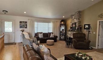 86 Rolling Hills Dr, Cody, WY 82414
