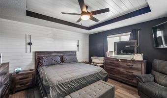 1301 S 11th St, Adel, IA 50003