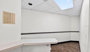 220 N WESTMONTE Dr A, Altamonte Springs, FL 32714