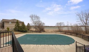 11689 E Laketowne Dr, Albertville, MN 55301