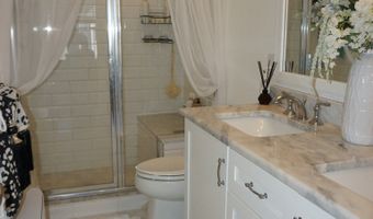 127 Brentwood Cir 127, Danbury, CT 06810