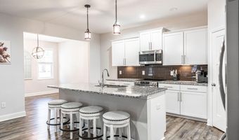 101 Bluegrass Ct, Aberdeen, NC 28315