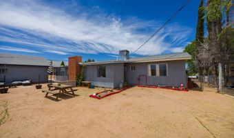 370 E Silverwood Ln, Benson, AZ 85602