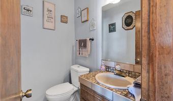 19678 Red Feather Rd, Apple Valley, CA 92307