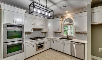 207 Keystone Pl, Brandon, MS 39042