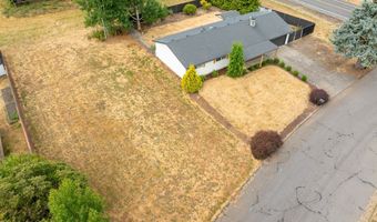 11300 FINNEGANS Way, Oregon City, OR 97045