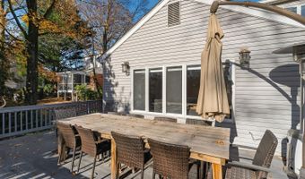 6282 15TH Rd N, Arlington, VA 22205