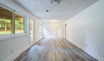3999 Edmonton Ct, Ann Arbor, MI 48103