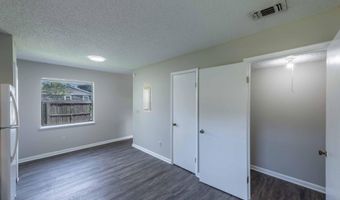 890 HIBISCUS St, Atlantic Beach, FL 32233