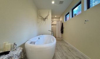 64701 E BRIGHTWOOD LOOP Rd, Brightwood, OR 97011