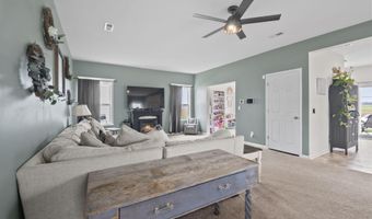 5316 Karst Cir, Ashville, OH 43103