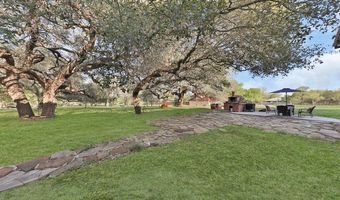 1523 Meadow Gln, Adkins, TX 78101