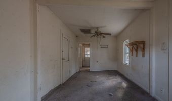 879 Jordan Rd, Autryville, NC 28318