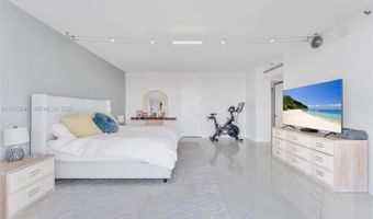 19500 Turnberry Way 7D, Aventura, FL 33180