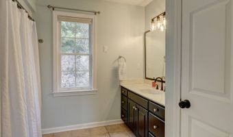 163 Windy Knoll Dr, Berlin, CT 06037