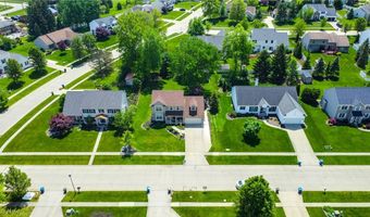 1012 Coopers Run, Amherst, OH 44001