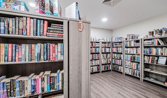 2 Windsor Dr, Alfred, ME 04002