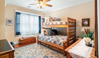 304 8th Ave, Belmar, NJ 07719