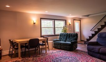 2152 Old Silo Rd, Barnet, VT 05819