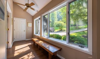 180 Longview Heights Rd, Athens, OH 45701