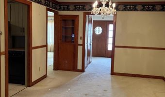 806 N 11th Ave, Amory, MS 38821
