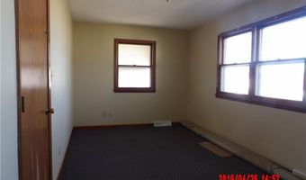 217 W Warren Ave, Garnett, KS 66032