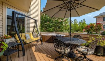 20405 SAVIN HILL Dr, Ashburn, VA 20147