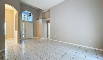 6813 REGENTS VILLAGE Way, Apollo Beach, FL 33572