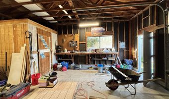 537 ART St, Brookings, OR 97415