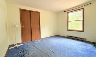 312 Midland Ct, Albrightsville, PA 18210