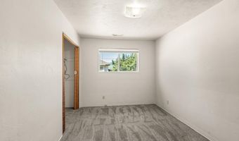 1556 Windsor St, Ashland, OR 97520