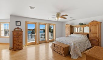159 Harbor Inn Rd, Bayville, NJ 08721