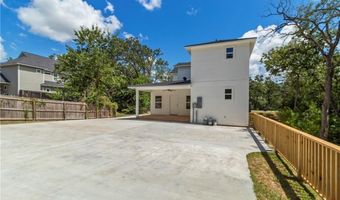 1104 Berkeley St, College Station, TX 77840