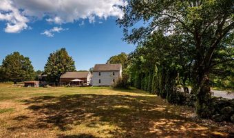 366 Old Concord Tpke, Barrington, NH 03825