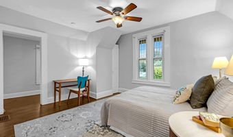 18 Middletown Ave, Atlantic Highlands, NJ 07716