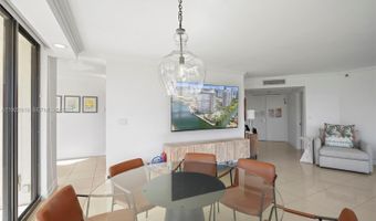 1000 W Island Blvd 504, Aventura, FL 33160